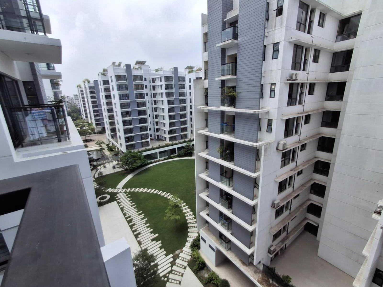 Elegant Secured Family Apartment With Open Space داكا المظهر الخارجي الصورة